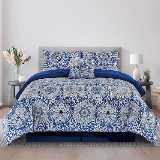 Reversible 5pc  Printed  Comforter Set.  Bed in a Bag. Includes 1 Comforter, 2 Pillow Shams