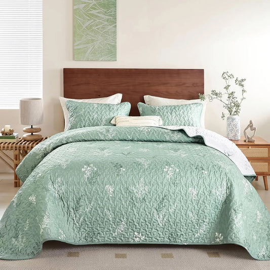 Reversible Sage Green Floral Queen Size Quilt  Set with Pillow Cases